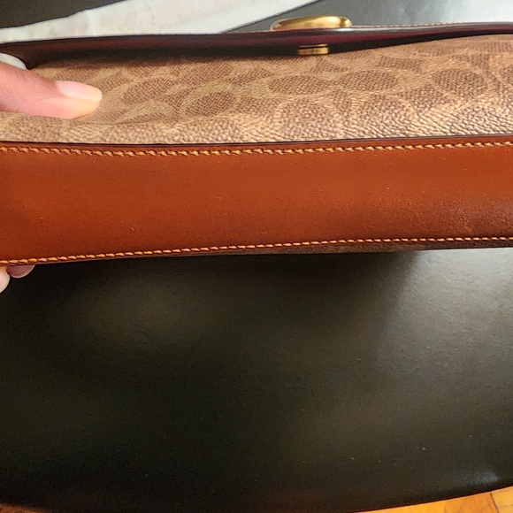 NWT COACH Signature Wristlet - Picture 3 of 12
